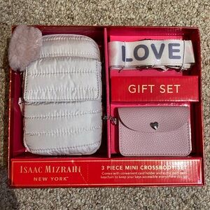 NEW Isaac Mizrahi 3 Piece Mini Crossbody Set